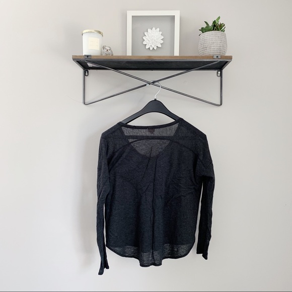 ❀ 2/$25 ❀ Aritzia Wilfred Drapey Longsleeve - Picture 2 of 4